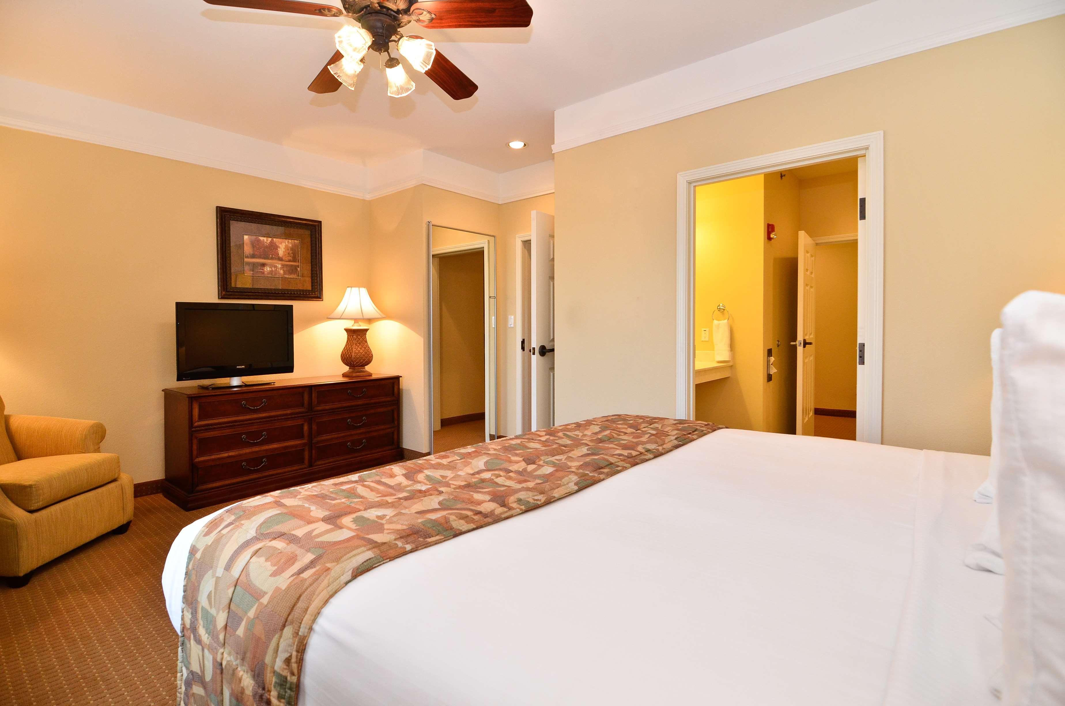 Best Western Plus Monica Royale Inn & Suites Greenville Eksteriør bilde