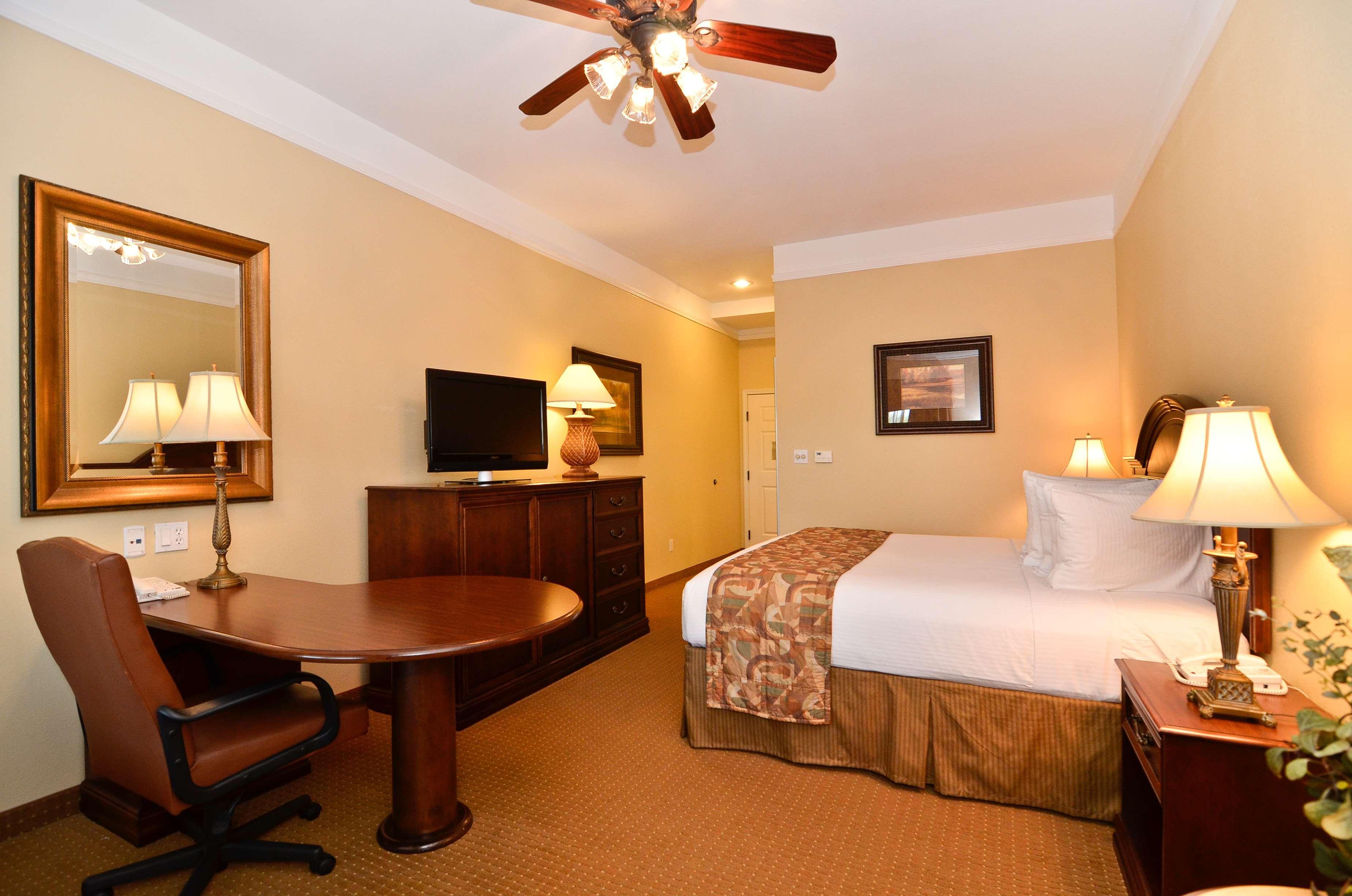 Best Western Plus Monica Royale Inn & Suites Greenville Eksteriør bilde