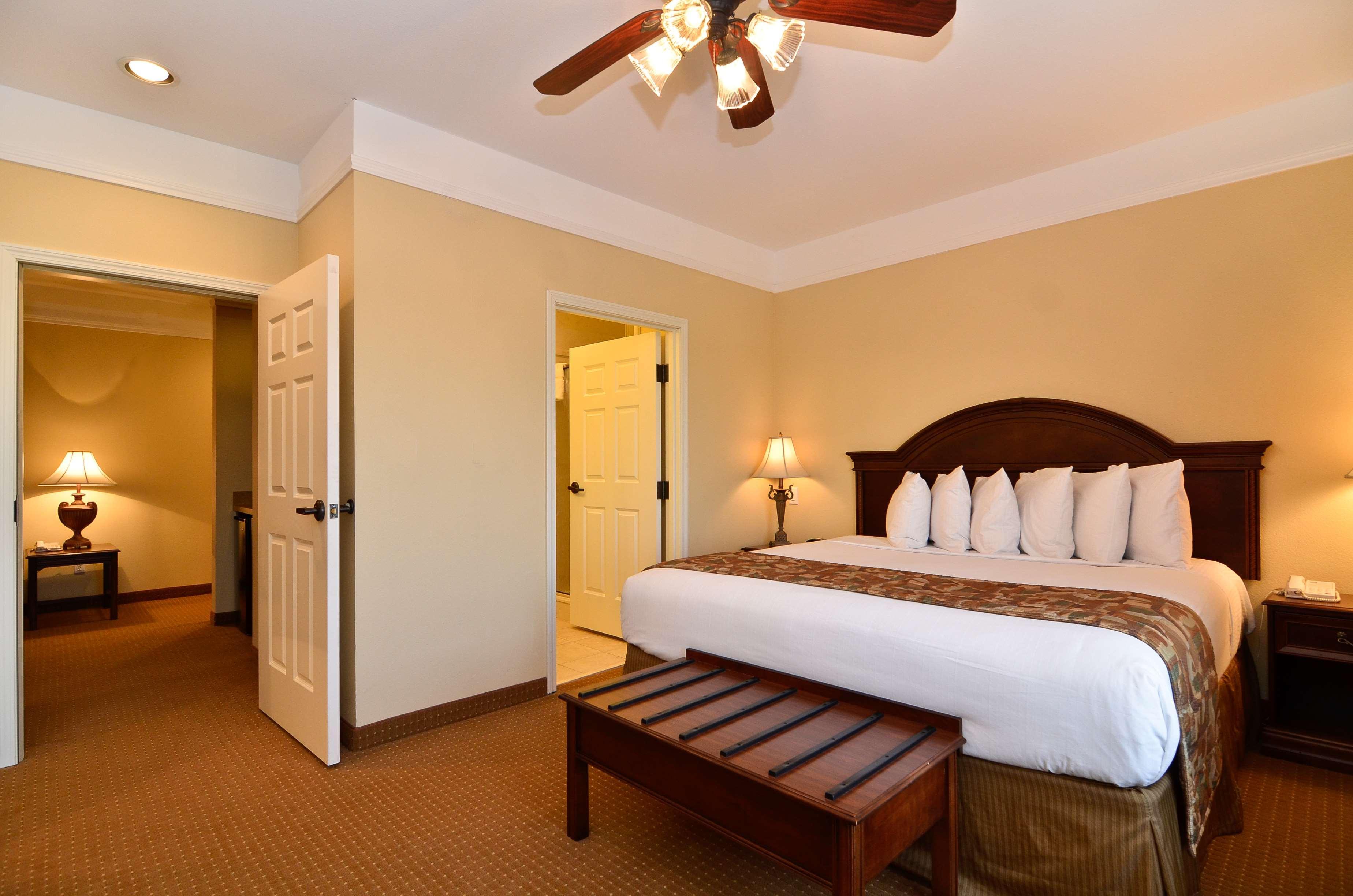 Best Western Plus Monica Royale Inn & Suites Greenville Eksteriør bilde